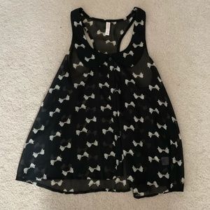 3/$15 Xhilaration Black and white bow tank top